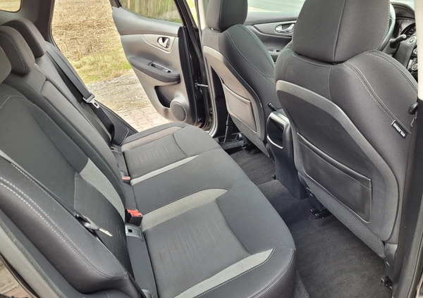 Nissan Qashqai cena 65500 przebieg: 151000, rok produkcji 2018 z Kamienna Góra małe 172